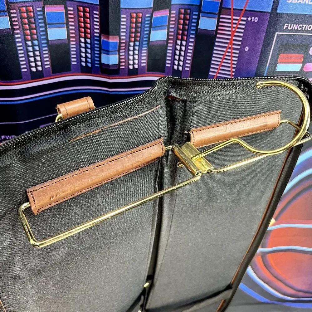 Roundtree & Yorke Travel Tie Holder Zip Leather Trim Blue Green Plaid